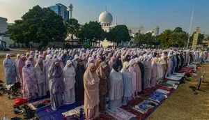 Ratusan Umat Islam Gelar Shalat Istisqa di Al Azhar Jakarta