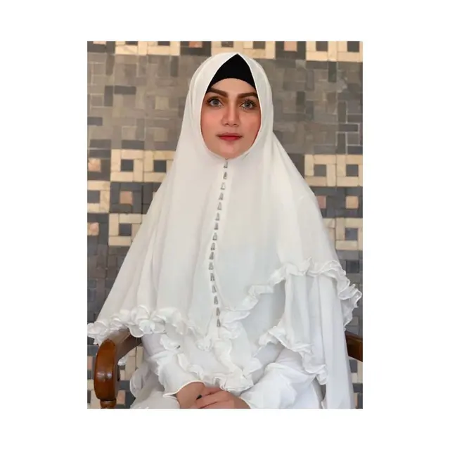 Lama Tak Terdengar Kabarnya, Ini 6 Potret Terbaru Hilda Vitria Mantan Billy Syahputra