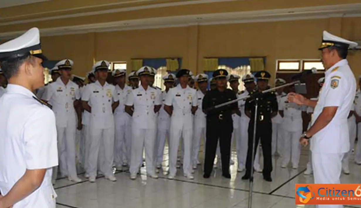 Citizen6, Surabaya: Sebanyak 60 Pama dari TNI AD, AL dan AU akan memulai aktifitasnya menimba ilmu pengetahuan di setelah lolos dalam seleksi penerimaan program Pendidikan Strata S-1 Angkatan ke-33 tahun 2012. (Pengirim: Penkobangdikal).