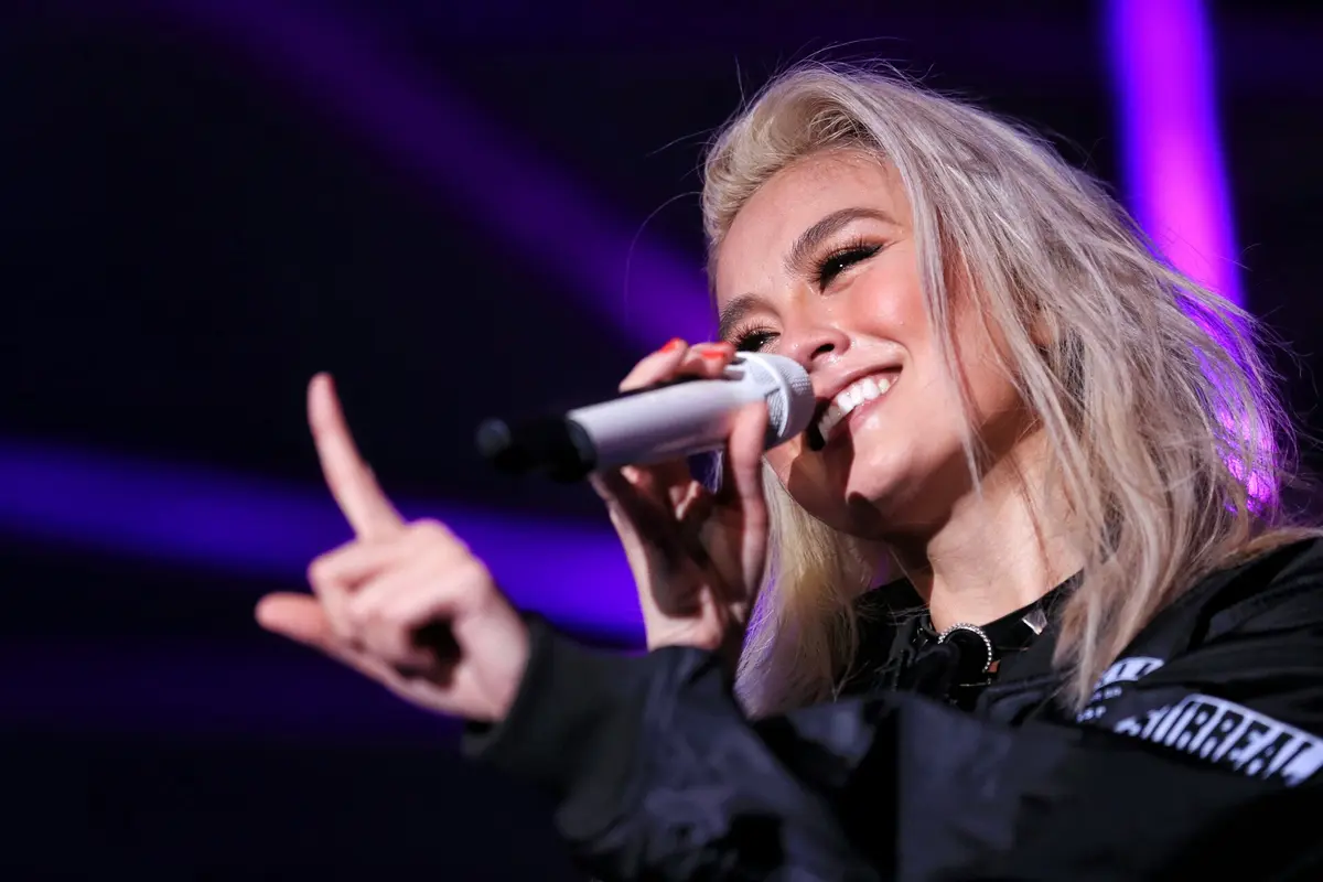 [Bintang] Agnez Mo