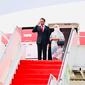 Jokowi didampingi Ibu Negara Iriana bertolak menuju Beijing, China  untuk memulai rangkaian kunjungan luar negeri ke tiga negara di kawasan Asia Timur (Foto: Biro Sekretariat Presiden)