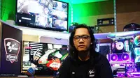 Gamer Indonesia, Putut Maulana yang memberikan tips kepada Alex Marquez. (Instagram/Putut Maulana)