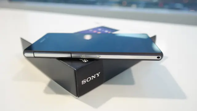 Sony Xperia Z2 9