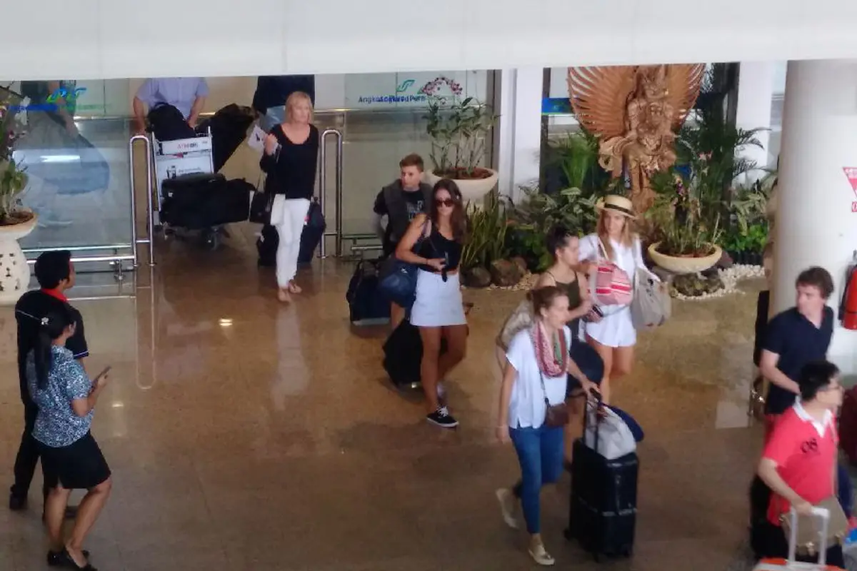 Bandara Ngurah Rai Berlakukan Status Kuning