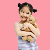 Micro break sebagai jeda sederhana untuk membantu anak meredakan frustasi dan kembali fokus. (Foto: studioredcup/Freepik)