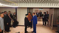 Wakil Presiden Ma'ruf Amin melakukan pertemuan dengan Perdana Menteri Malaysia, Anwar Ibrahim di Kuching, Malaysia, Selasa (28/11/2023). (Liputan6.com/Delvira Hutabarat)