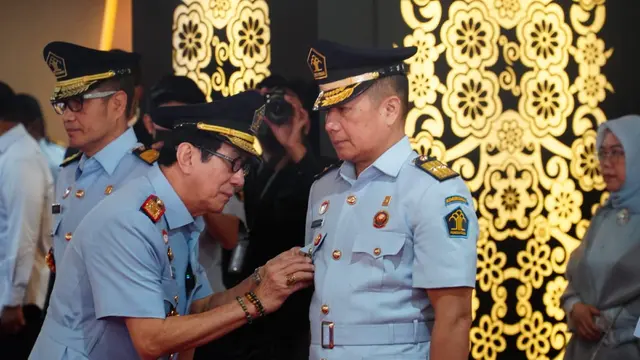 Menkumham Yasonna Laoly melantik Dhahana Putra sebagai Direktur Jenderal HAM, Selasa, (4/4/2023).