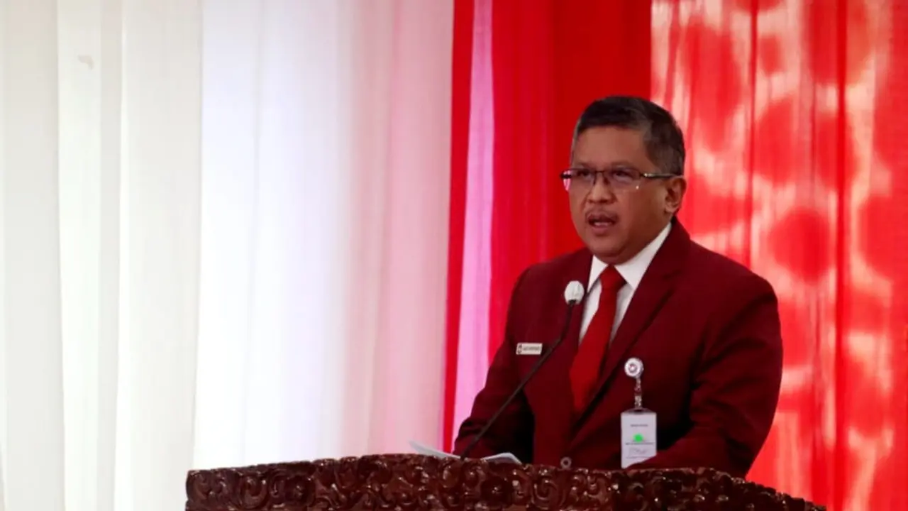 Sekjen DPP PDI Perjuangan Hasto Kristiyanto saat mengikuti ujian disertasi doktoral  di Universitas Pertahanan, Bogor. (Istimewa)