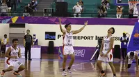 Selebrasi pemain Sulut setelah lolos ke final basket putra PON XX Papua (Foto : PB PON XX PAPUA/Ady Sesotya).