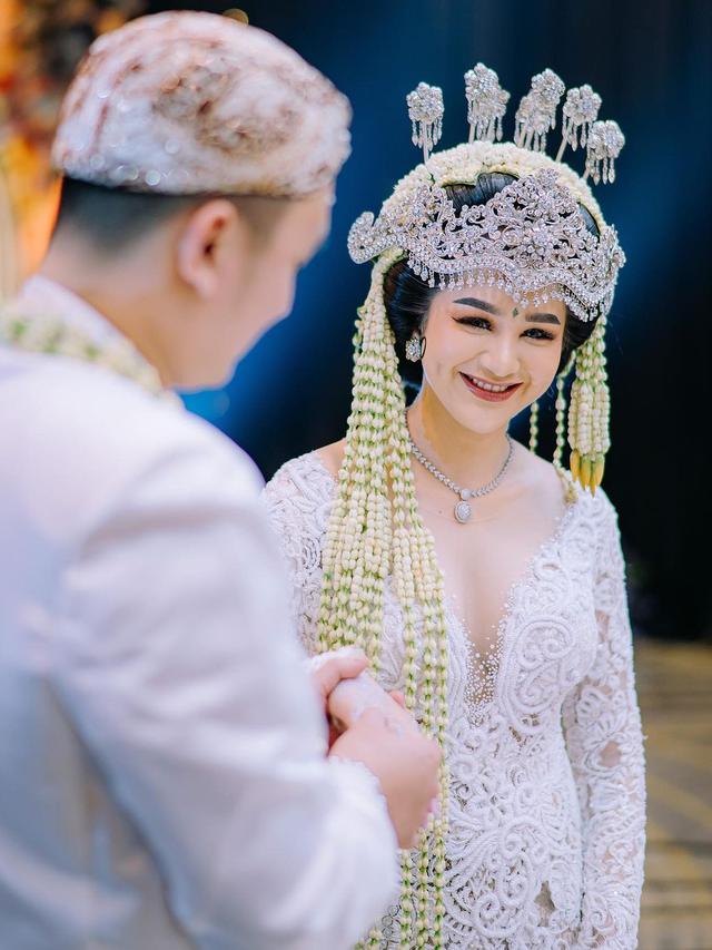 Pernikahan Hana Hanifah dan Randy