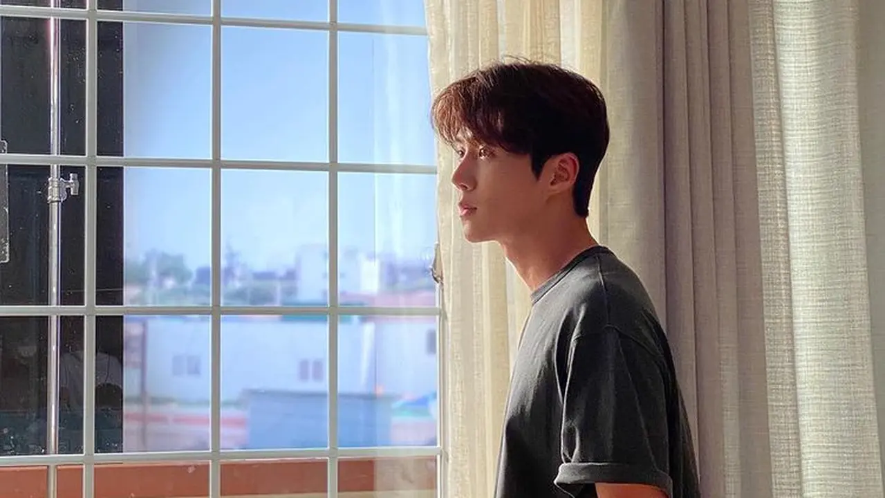 Kim Seon Ho (Foto: Instagram/seonho_kim)