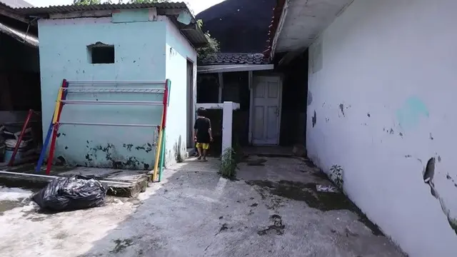 Potret rumah masa kecil Baim Wong yang sederhana