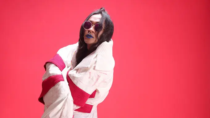 [Bintang] Eksklusif Aming