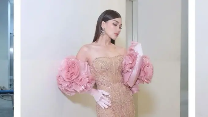 Potret Ayu Ting Ting di Acara Anugerah Dangdut Indonesia, Dipuji Cantik oleh Netizen. (instagram/ayutingting92)
