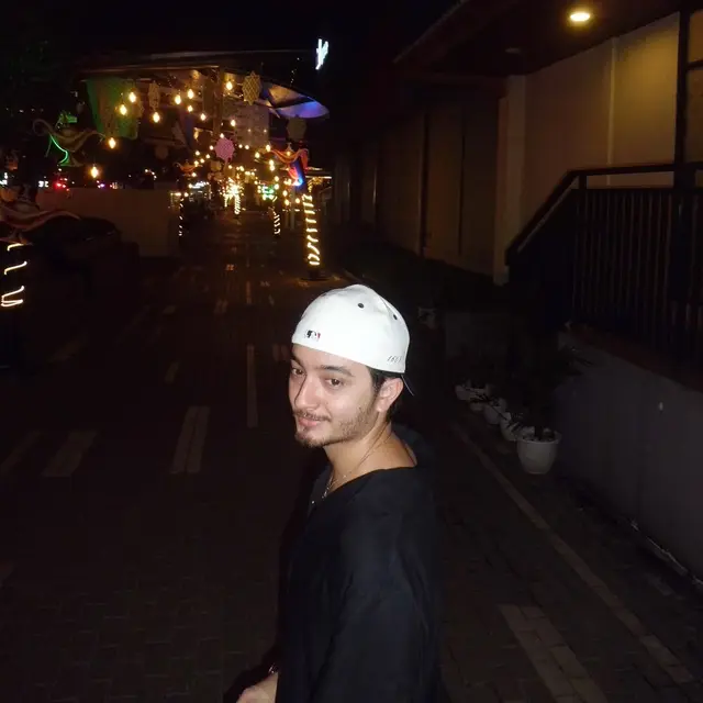 6 Potret Bryan Domani dan Mawar Eva Ngedate, Saling Foto Jarang Umbar Kemesraan