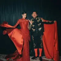 Raisa dan King Nassar saat manggung bersama. [@raisa6690]