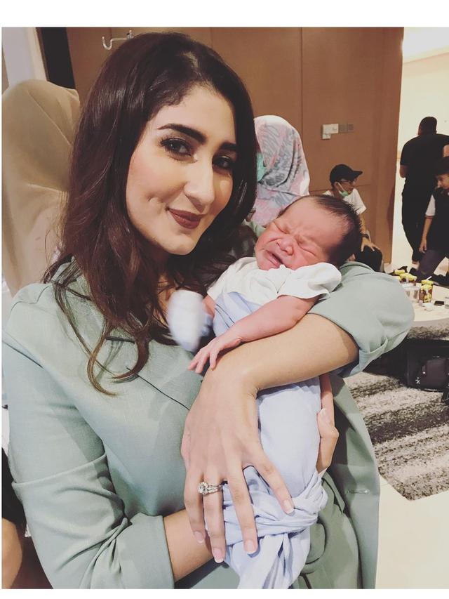 6 Momen Kebersamaan Tommy Kurniawan dan Tania, Tetap Rukun Meski Sudah Bercerai