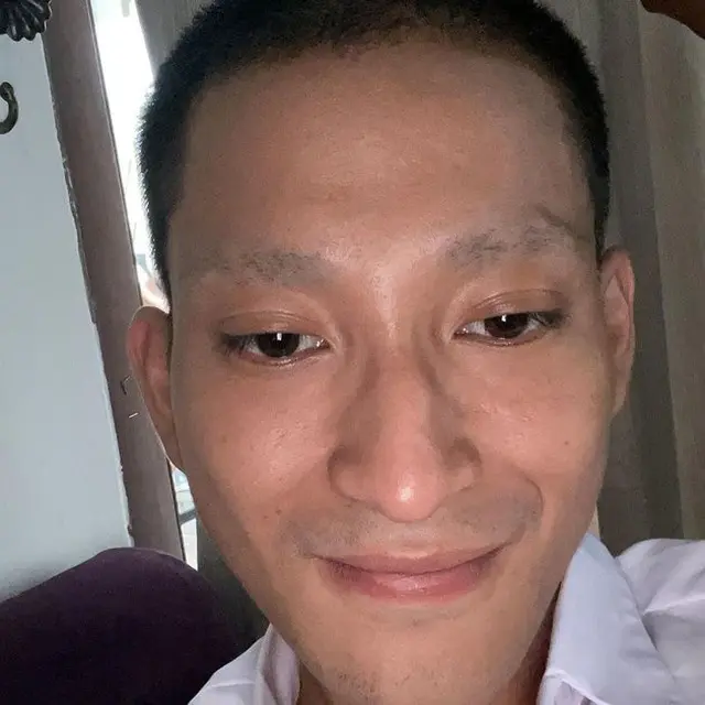 6 Potret Terbaru Bio One yang Bikin Kaget, Tampil Bak Kakek-Kakek