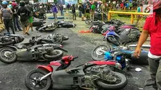 Kapolres Mimika AKBP Victor Dean Mackbon mengimbau warga tetap melaksanakan aktivitas pascakerusuhan yang terjadi PT Freeport
