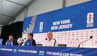 Pelatih Prancis, Didier Deschamps memberikan keterangan saat sesi konferensi pers di Metlife Stadium, New Jersey, Senin (15/6/2026). Prancis akan menghadapi Senegal pada laga Grup I Piala Dunia 2026 Rabu (17/6/2026) dini hari WIB. (Bola.com/Hery Kurniawan)