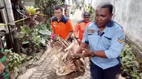 Puing Pesawat TNI jatuh di Malang. (Zainul Arifin/Liputan6.com)