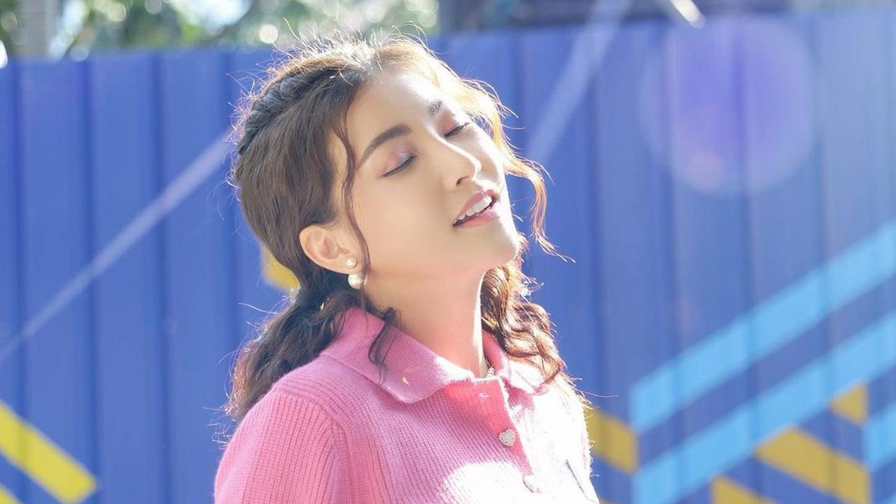 Sarwendah (https://www.instagram.com/p/ChJaGGxPe6G/?hl=en)