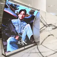 Koleksi Jung Kook x Calvin Klein Hadir di Senayan City, Jakarta. [Dok. Calvin Klein]