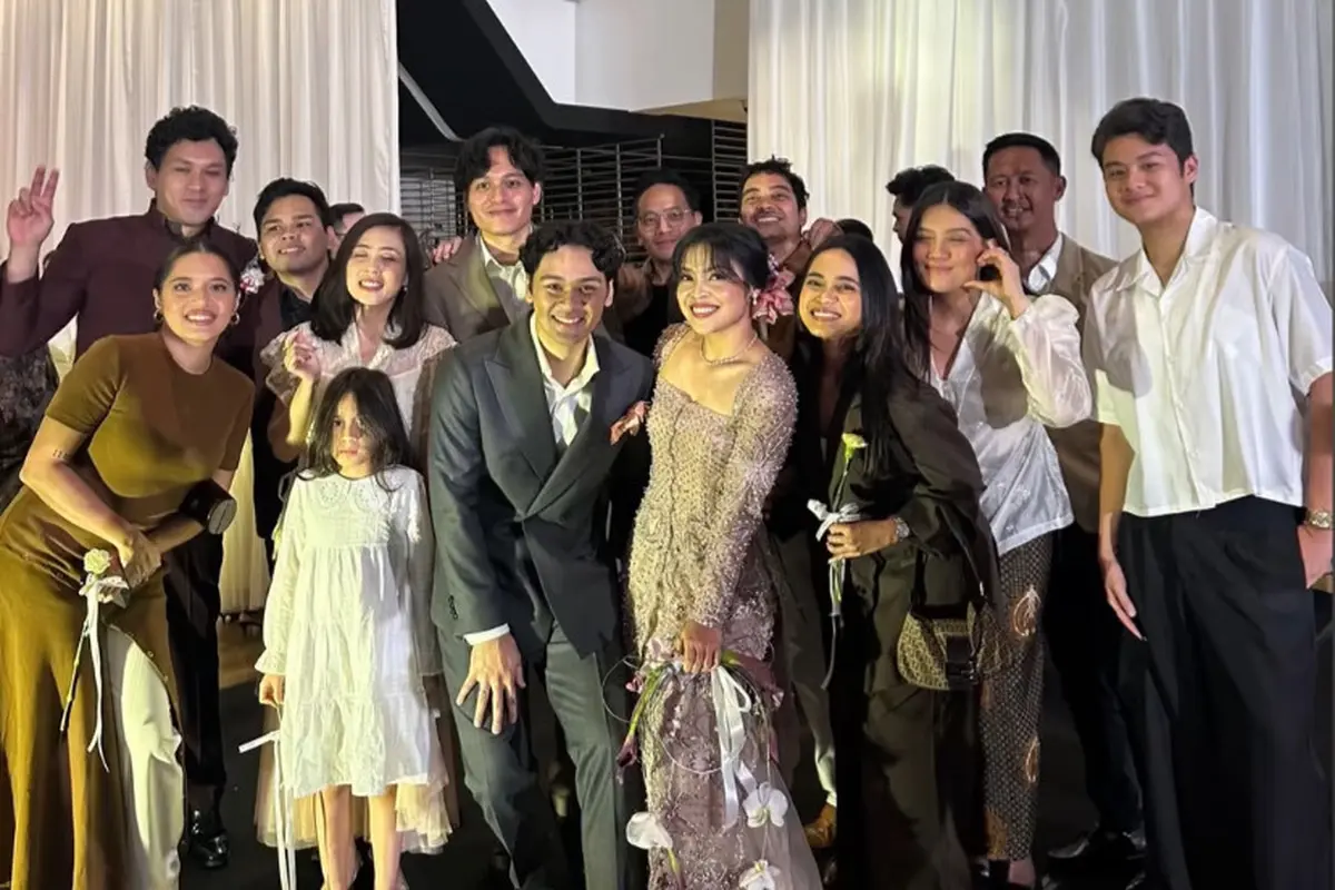 Gaya Para Atlet Badminton hingga Musisi Hadir di Resepsi Mikha Angelo dan Gregoria Mariska Tunjung