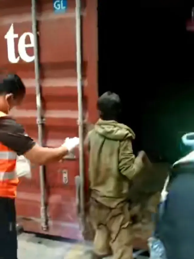Petak Umpet Viral