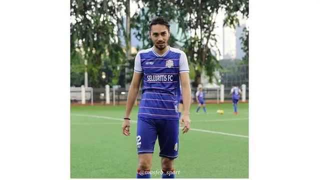 6 Potret Terbaru Achmad Megantara dengan Brewok Lebat, Makin Manly