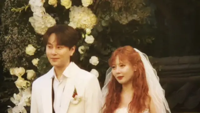 HyunA saat Resmi Menikah dengan Yong Jun Hyung.