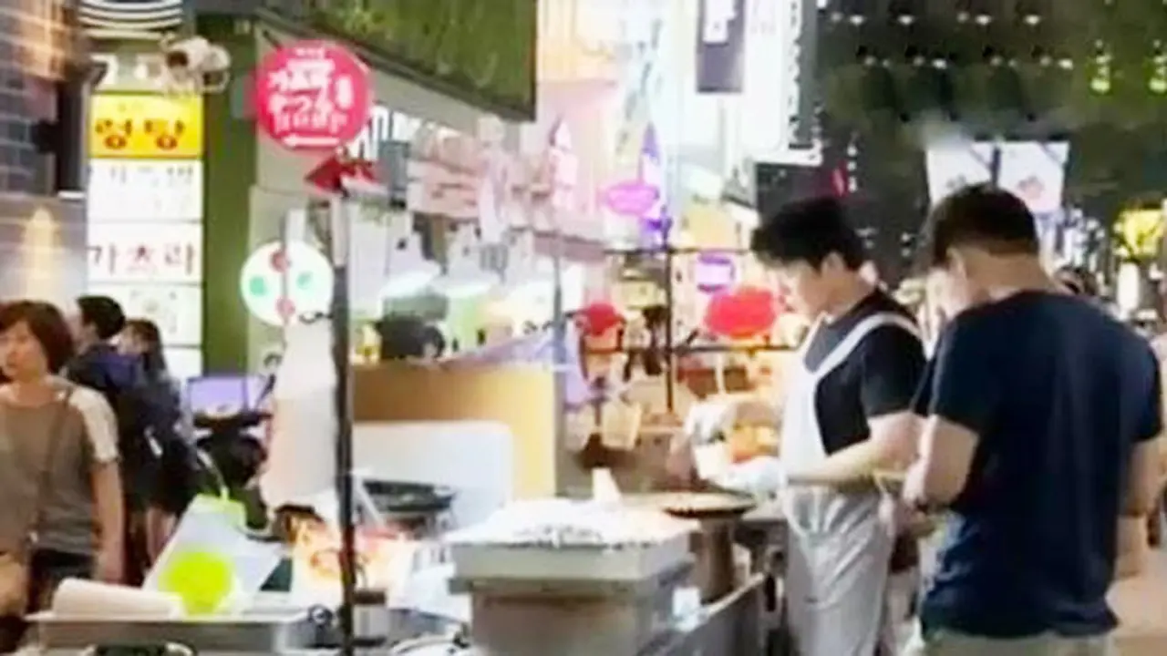 Myeongdong, Pasar Murah Ala Kaki Lima di Korea Selatan