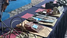 Saat Karyawan Dirantai: Mengapa Praktik Ini Tak Bisa Lagi Ditoleransi