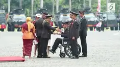 Peringatan HUT ke-71 Bhayangkara tahun ini terasa istimewa dengan kehadiran Presiden Jokowi dan pemberian penghargaan kepada anggota Polri yang dinilai berjasa dan mengabdikan diri pada Polri melebihi penugasan.