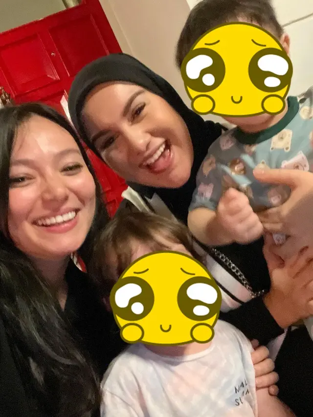 7 Momen Persahabatan Keluarga Irish Bella dan Asmirandah, Kompak Banget