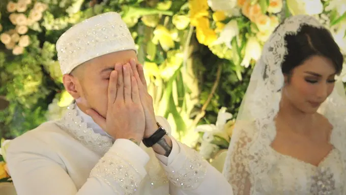 Tyas Mirasih dan Raiden Soedjono