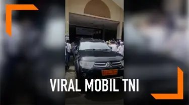 Video yang memperlihatkan sebuah mobil dengan pelat nomor dinas TNI mengangkut logistik di acara salah satu capres viral di media sosial. Mabes TNI pun angkat bicara terkait peristiwa tersebut.