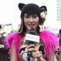 Camelia Putri punya cara tersendiri untuk mempromosikan single terbarunya yang berjudul ‘Scoobydoo’. Selain promosi, Camelia memiliki tujuan untuk menghibur masyarakat Indonesia dengan musik dangdut.