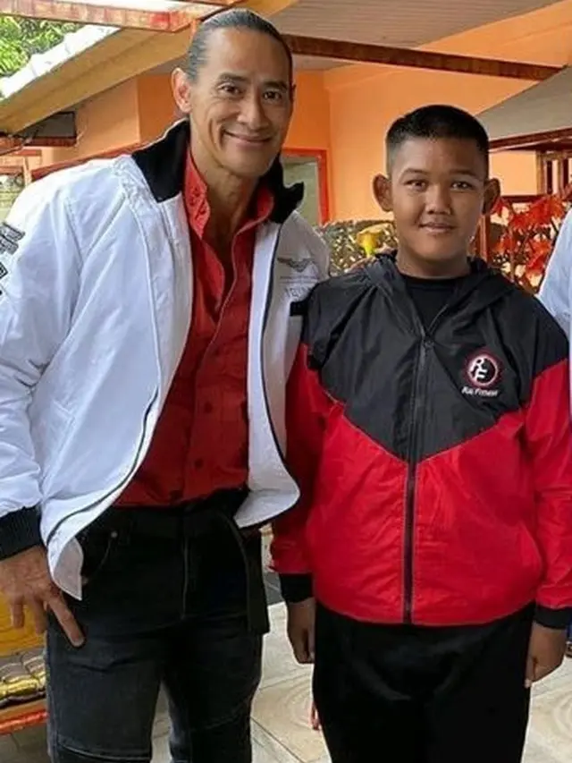 6 Potret Kabar Arya Permana Bocah Obesitas Hampir 200 Kg, Kini Kurus dan Bugar