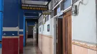 Repotnya Emak-Emak di Makassar, BBM Langka Kudu Dampingi Anak Sekolah Online