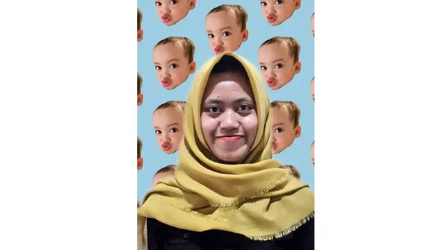 Wanita Ini Minta Diedit Fotonya Diberi Latar Biru, 7 Hasilnya Bikin Geleng Kepala