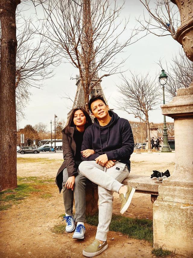 6 Momen Kedekatan Ariel NOAH dan Alleia dari Dulu Hingga Kini