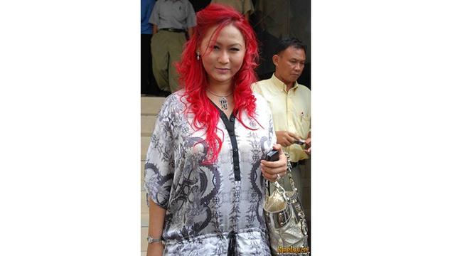 Tampil Makin Cantik, Ini 7 Foto Jadul Inul Daratista