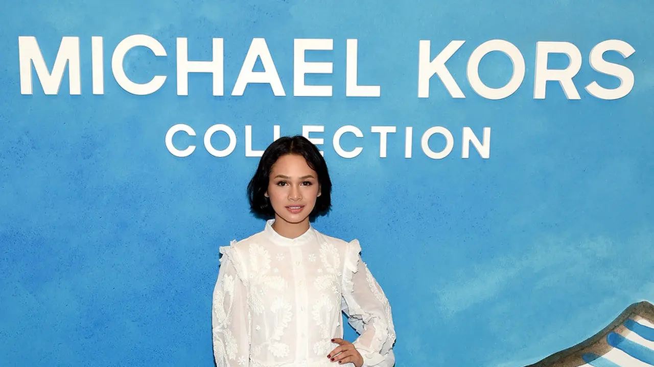 Menghadiri New York Fashion Week 2019, Intip Gaya Chic dari Andien