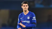 3. Alvaro Morata - Tampil buruk di tahun pertama membuat harga mantan pemain Real Madrid tersebut dipertanyakan. Musim lalu Morata hanya mampu mencetak 11 gol di Premier League. (AFP/Ben Stansall)