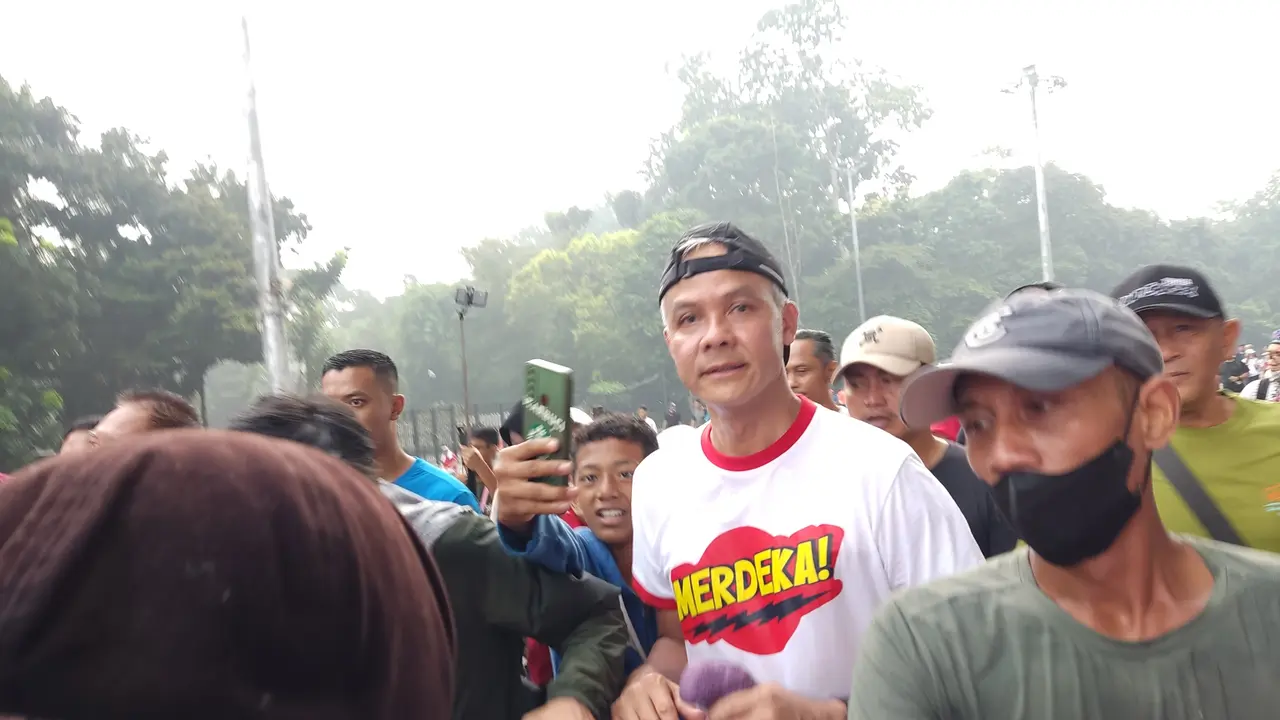 Ganjar Diteriaki Presiden saat Joging di GBK