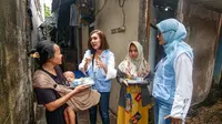 Laskar Prabowo 08 DKI Jakarta membagikan lebih dari seribu paket makan 4 sehat 5 sempurna serta susu UHT kepada warga DKI Jakarta. (Ist).