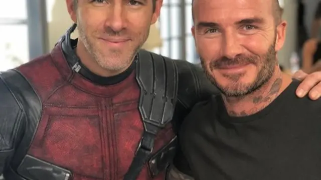 Seandainya David Beckham juga ikut di film ini pasti lebih epic ya. © instagram.com/vancityreynolds