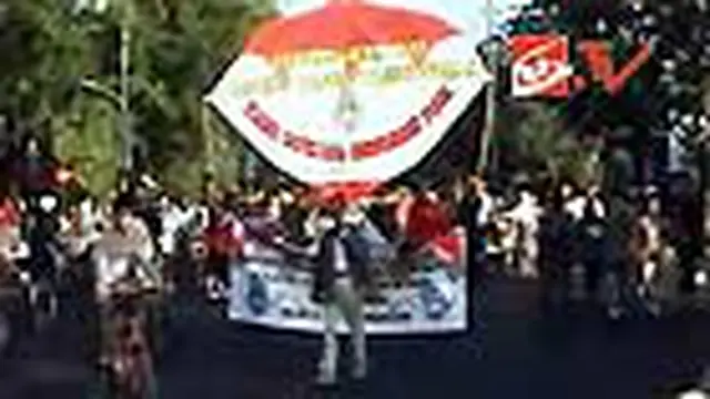 Dukung Kongres PSSI, Layang-Layang Diterbangkan