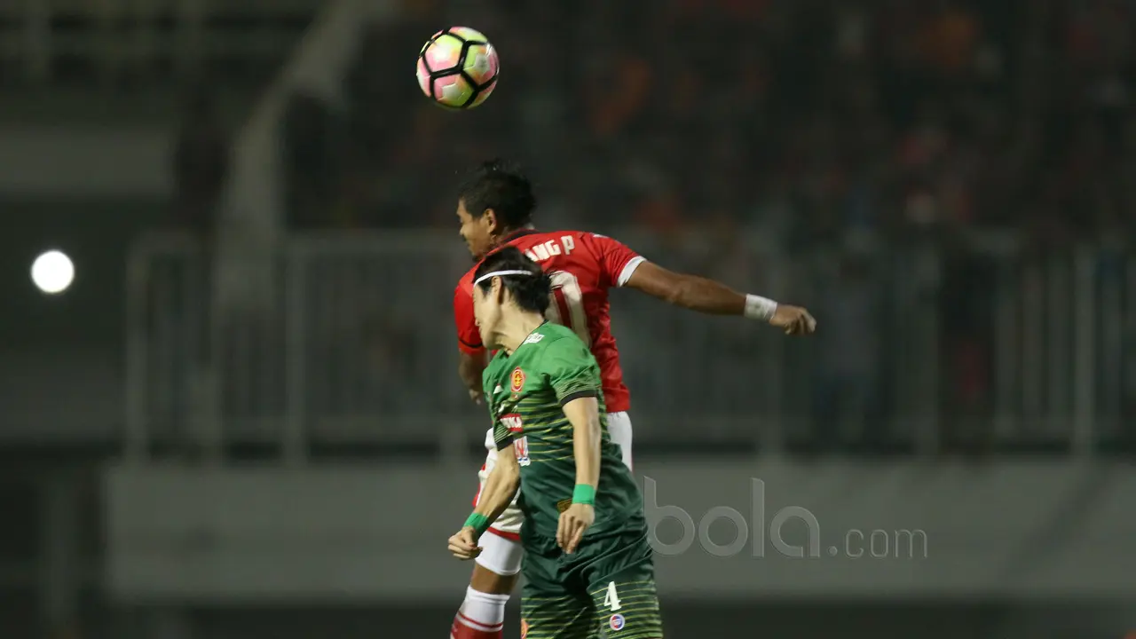 Bambang Pamungkas, Hong Soon-hak